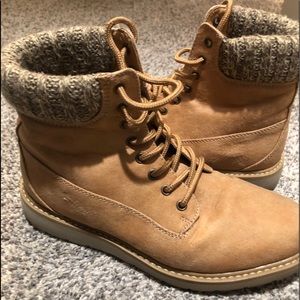 Cliffs by White Mountain Boots